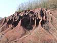  (Montieri) Le Roste. Resti di scorie di lavorazione del rame del XIX secolo con attività naturali di erosione e dilavamento.