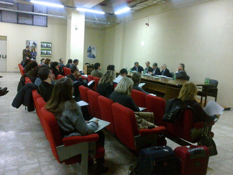 10504 emas1.jpg