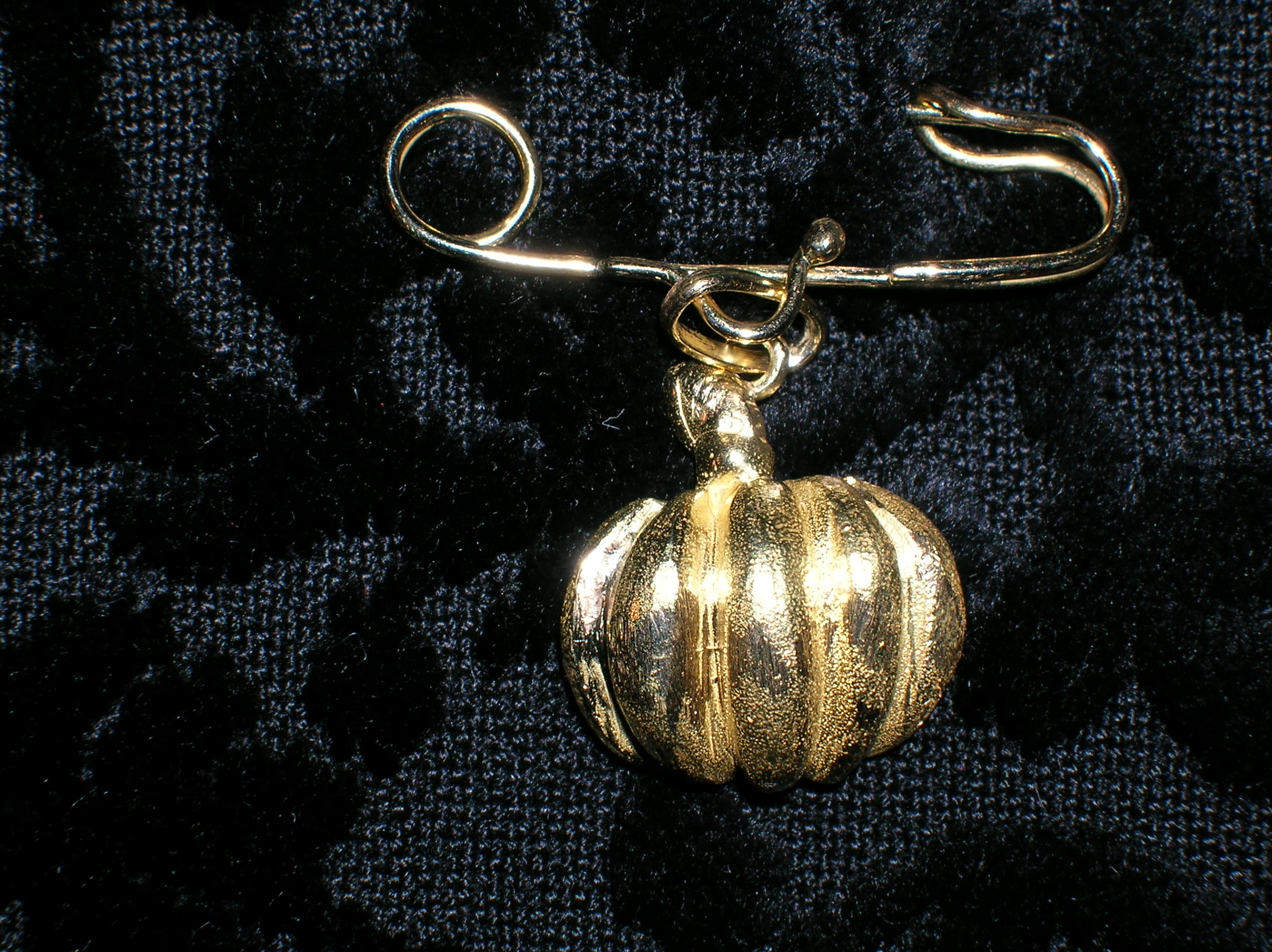 10530 zucca oro.jpg