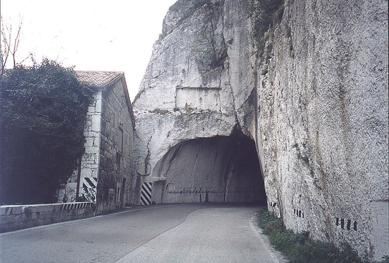 11177 fossombrone flaminia.jpg