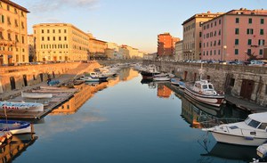 Livorno and the sea: scientists on bicycles