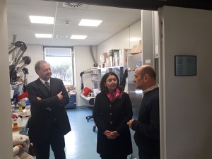 The Iraqi First Lady visits the National Center for the Laboratory Network