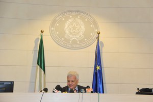 Smog: meeting of Minister Galletti with mayors and governors. Videos and pictures of the Press Conference