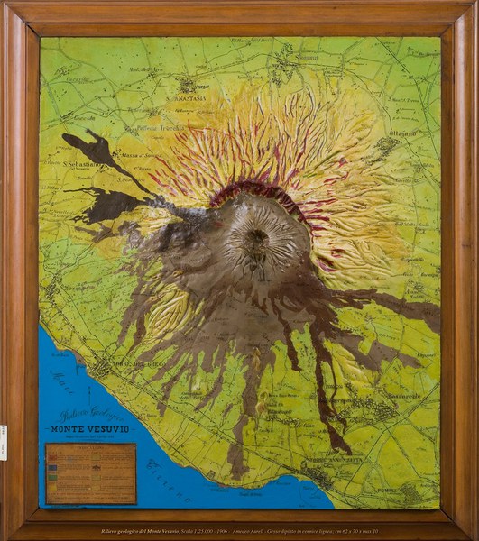 Fig.5 Monte Vesuvio, Rilievo Geologico.jpg