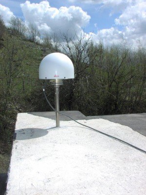 LEOF-Stazione GPS permanente ISPRA installata a Leofreni nel comune di Pescorocchiano (RI) il 27/04/2009