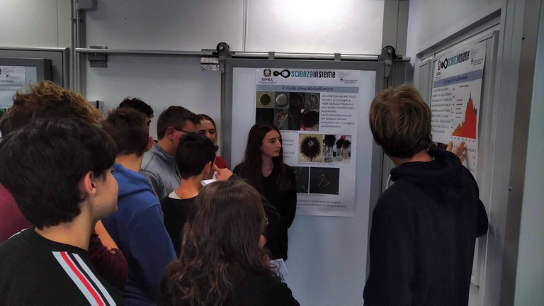 Dr. Morroni illustra saggi ecotossicologici (1)