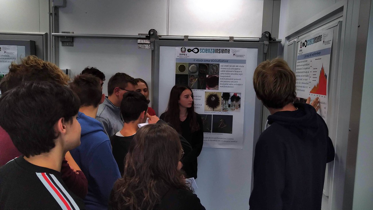 Dr. Morroni illustra saggi ecotossicologici (1)