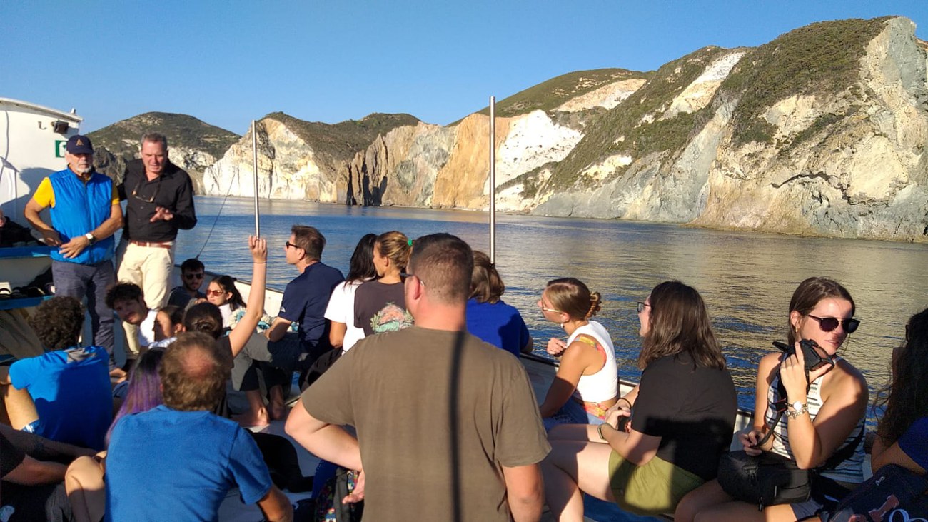 WhatsApp Image 2022-09-22 at 17.41.18(1).jpeg