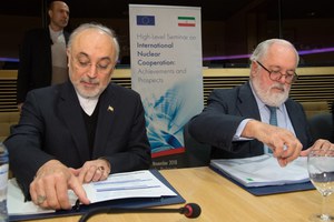 Nucleare civile, l’Unione Europea conferma collaborazione con l’Iran